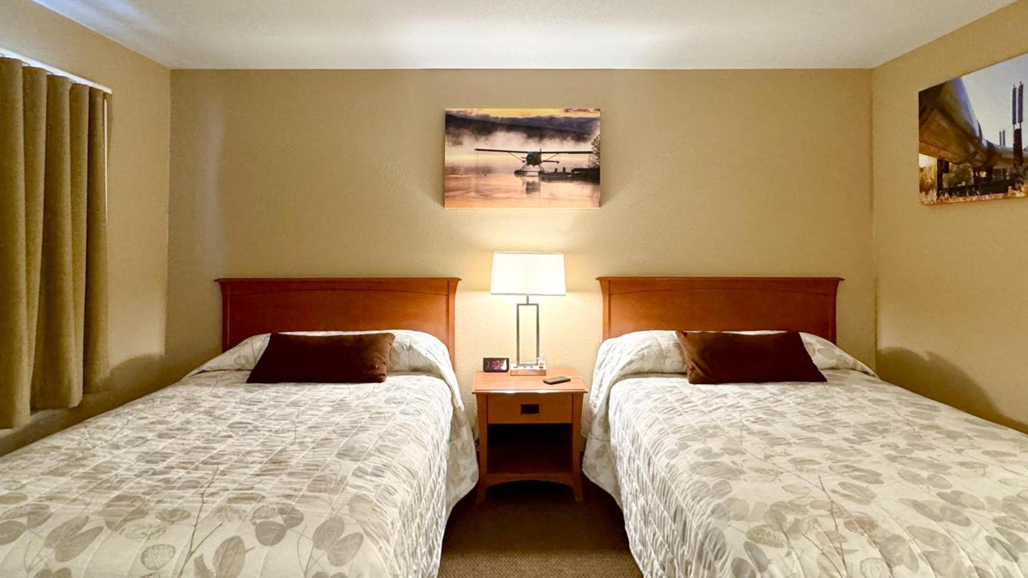 Young'S Motel ทอค ภายนอก รูปภาพ